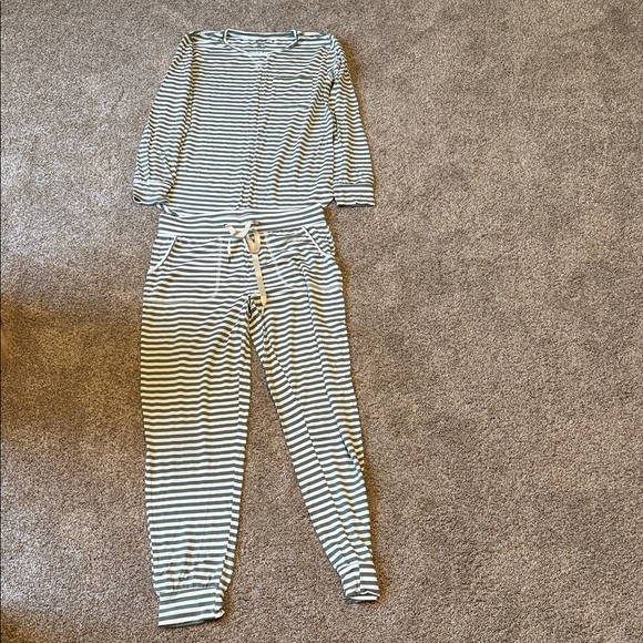 Lates by Kate Pajamas! Size Small. Worn once - Picture 1 of 8